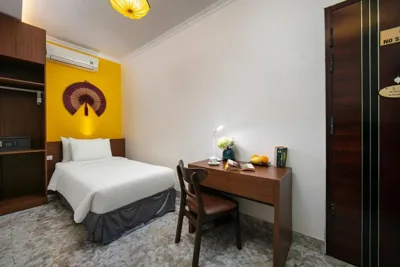 Chambre Simple Standard — Hanoi La Cascada House & Travel